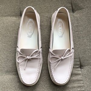 Tod’s Saffiano Leather Tie Loafers